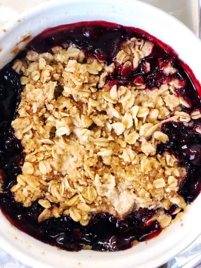 Mixed Berry Crisp (with Frozen Berries) • Keeping It Simple Blog
