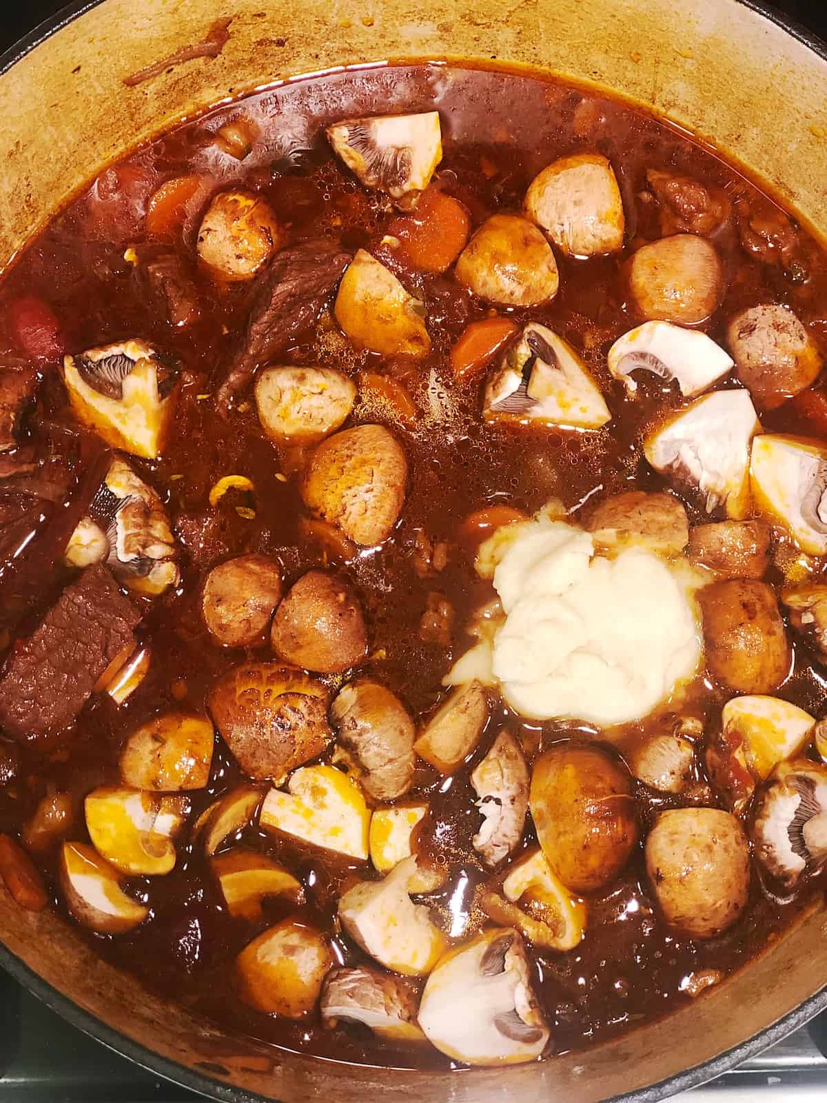 beurre manié added to beef daube