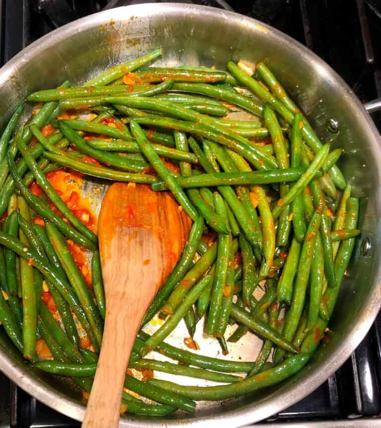 Harissa Green Beans With Tomatoes • Keeping It Simple Blog