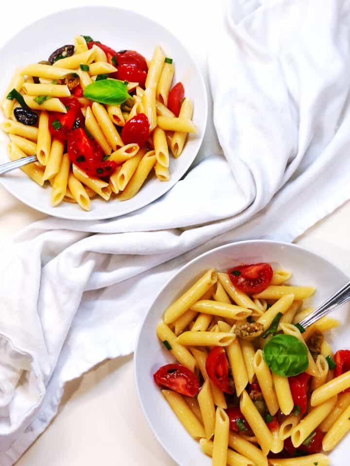 Checca Sauce (Italian No-Cook Tomato Sauce) • Keeping It Simple Blog