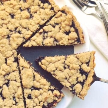 shortbread-tart with slice taken out