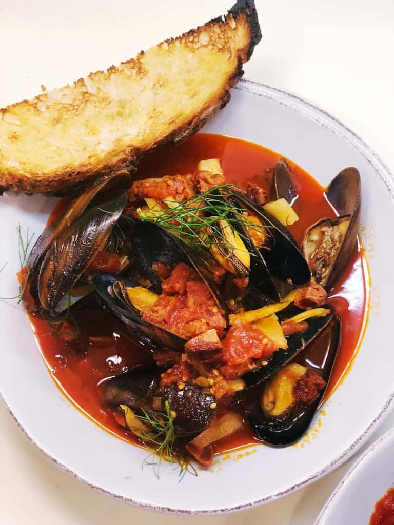 Spanish Mussels (Mussels with Chorizo) • Keeping It Simple Blog